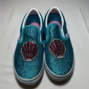 Vans Girls Classic Slip Ons size 1.5